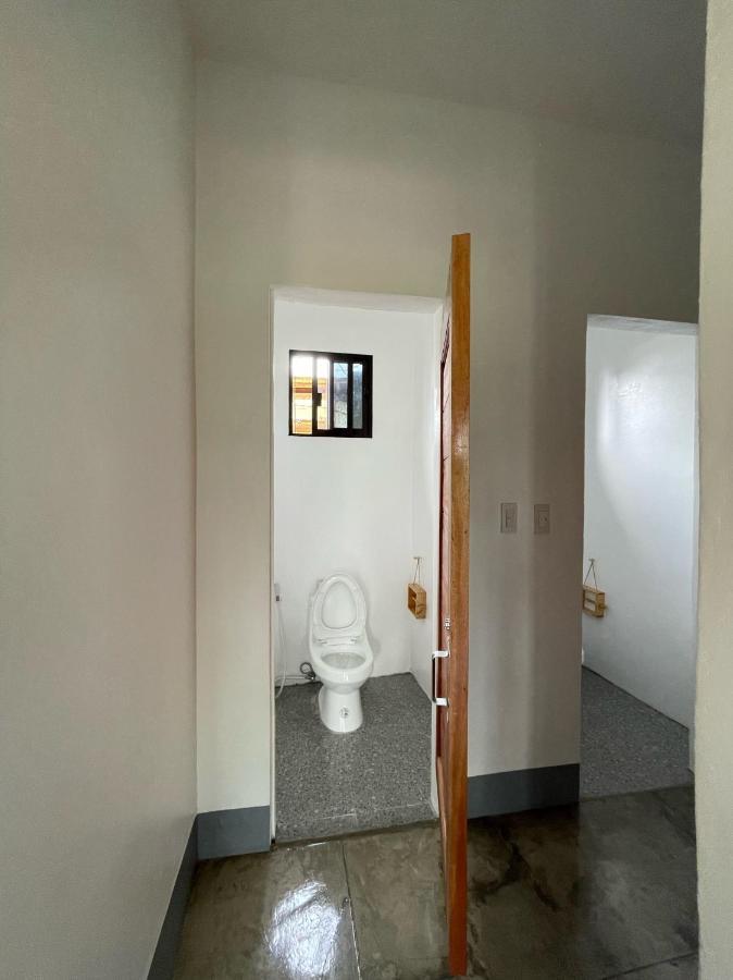 מואלבואל Momo Hostel מראה חיצוני תמונה
