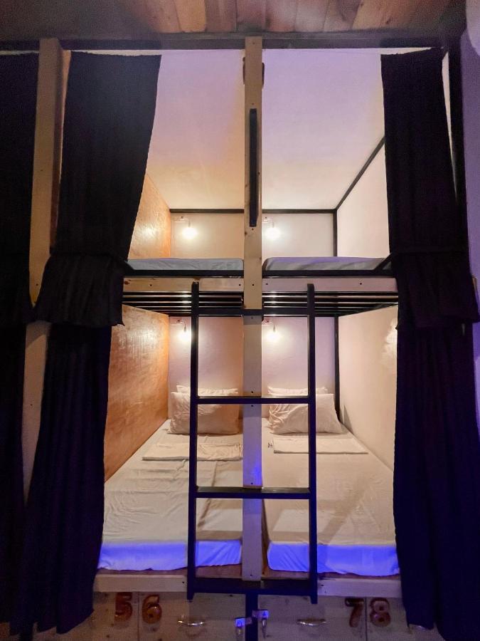 מואלבואל Momo Hostel מראה חיצוני תמונה