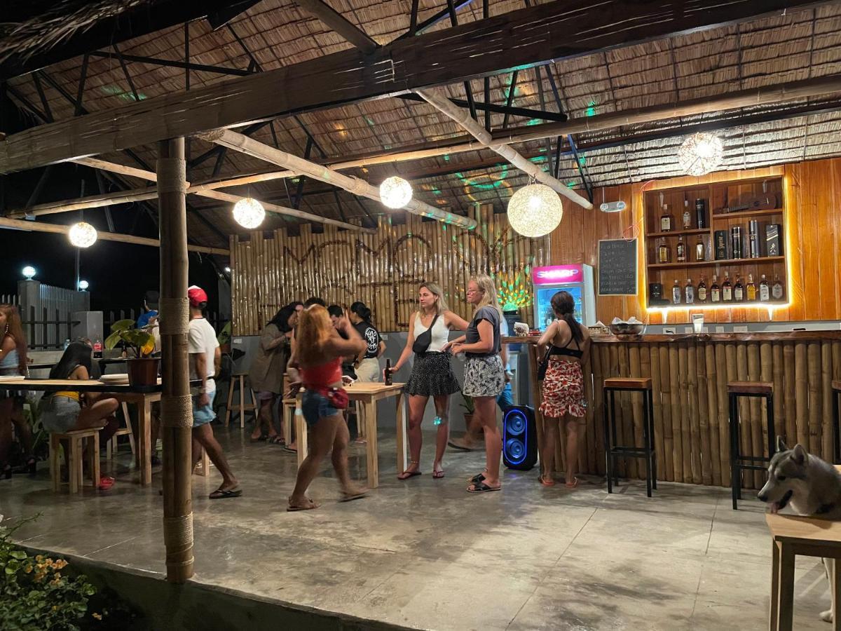 מואלבואל Momo Hostel מראה חיצוני תמונה